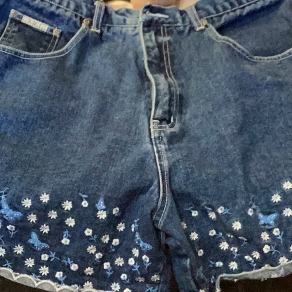 RVT Serve Piping Hot Shorts.  U20